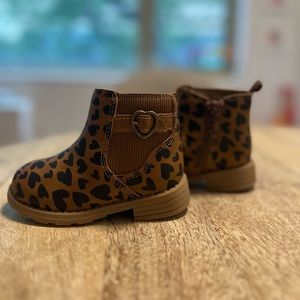 Carter’s heart boots